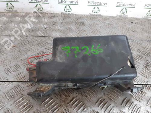 Used Fuse box CHRYSLER VOYAGER II (ES) [1990-1995]  13480517