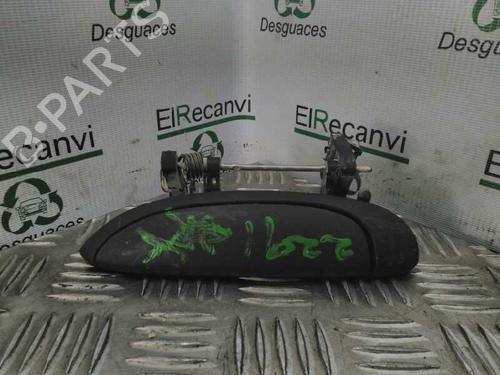 Używane Klamka zewnętrzna drzwi tylnych lewych RENAULT CLIO II (BB_, CB_) [1998-2016]  4532208