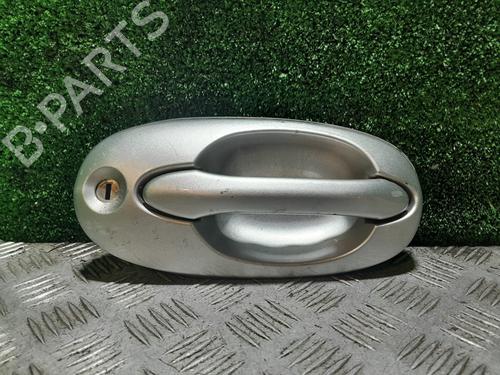 Used Front left exterior door handle KIA CARNIVAL / GRAND CARNIVAL III (VQ) [2005-2015]  25136482