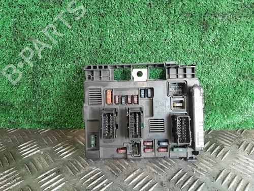 Used Fuse box PEUGEOT PARTNER MPV (5_, G_) 1.4 (75 hp) 29824813
