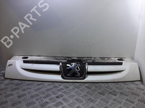 Used Grille PEUGEOT PARTNER MPV (5_, G_) [1996-2025]  31070475