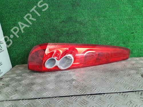 Used Left taillight FORD FIESTA V (JH_, JD_) 1.4 TDCi (68 hp) 24298469