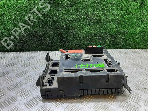 Used Fuse box SMART FORTWO Convertible (453) 1.0 (453.442, 453.443) (71 hp) 26708206