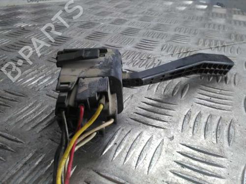 Used Steering column stalk Steering column stalk OPEL CORSA A Hatchback (S83) 1.2 S (F08, M08, F68, M68) (55 hp) 4527840 4527840