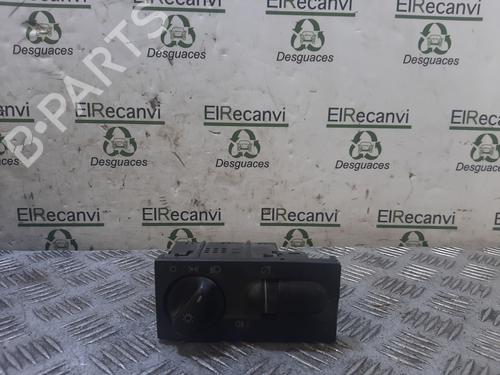 Used Headlight switch VW GOLF IV (1J1) [1997-2008]  18854962