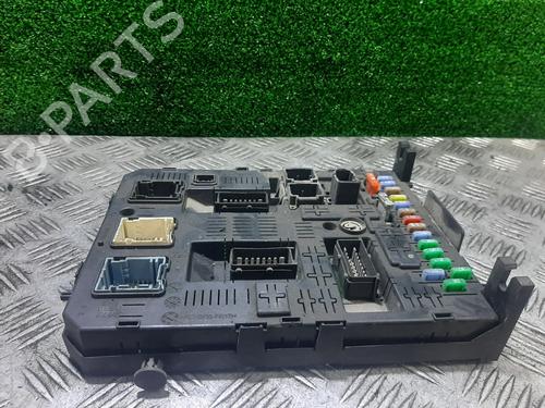 fuse-box-peugeot-5008-0u_-0e_-2009-2010-2011-2012-2013-2014-2015-2016-2017-24427146 main image