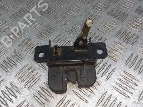 Bakluke lås VW GOLF IV (1J1) 1.6 (100 hp) 8614481
