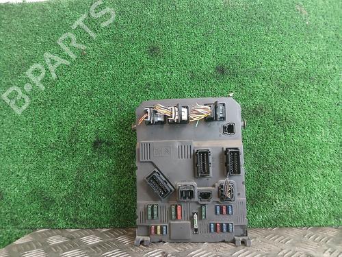 Used Fuse box Fuse box PEUGEOT 206 Hatchback (2A/C) 1.6 16V (109 hp) 33710333 33710333