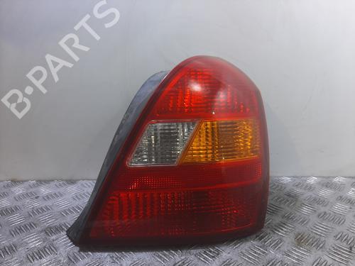 Used Right taillight HYUNDAI ELANTRA III Saloon (XD) 2.0 CRDi (113 hp) 32786201