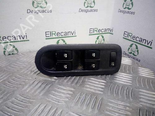 Used Left front window switch RENAULT MEGANE II (BM0/1_, CM0/1_) 1.9 dCi (BM0G, CM0G) (120 hp) 4624715