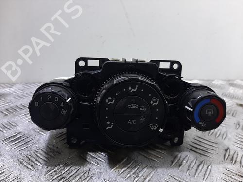 Used Climate control FORD FIESTA VI (CB1, CCN) 1.25 (82 hp) 30575607