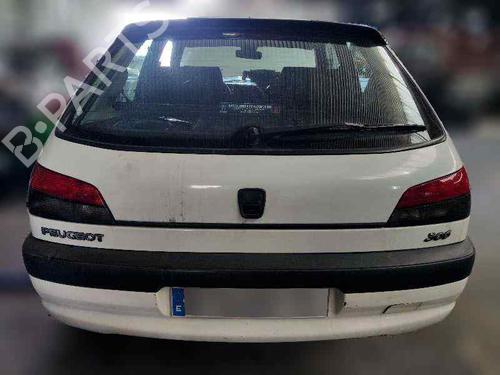 Front left lock PEUGEOT 306 Hatchback (7A, 7C, N3, N5) 1.6 | BP9343033C98