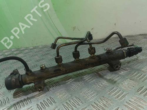 Used Injection rail KIA MAGENTIS II (MG) 2.0 CRDi (140 hp) 8065041