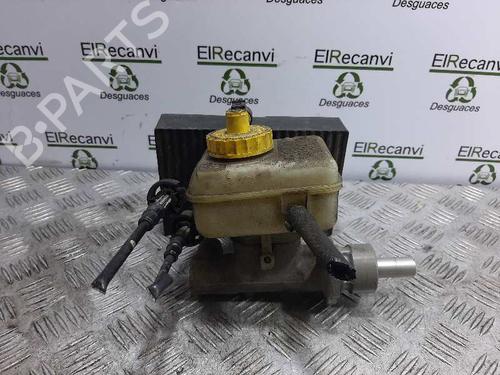 Used Brake master cylinder VW GOLF IV (1J1) 1.4 16V (75 hp) 5648345