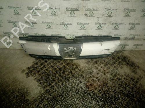 Used Grille Grille PEUGEOT BOXER Van (244) [2001-2026] 9730383 9730383