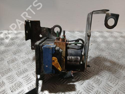 Used ABS pump RENAULT LAGUNA II Grandtour (KG0/1_) 2.0 16V (KG03, KG0Z, KG0T, KG1Y) (170 hp) 31947042