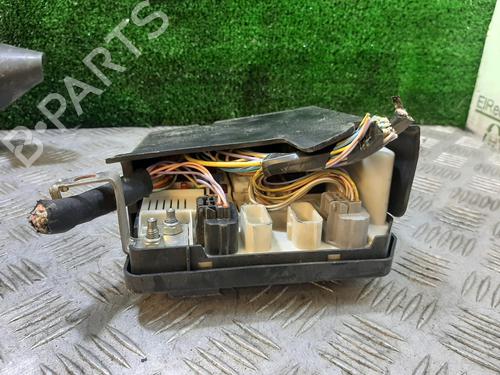 Used Fuse box RENAULT SCÉNIC II (JM0/1_) [2003-2010]  26135128