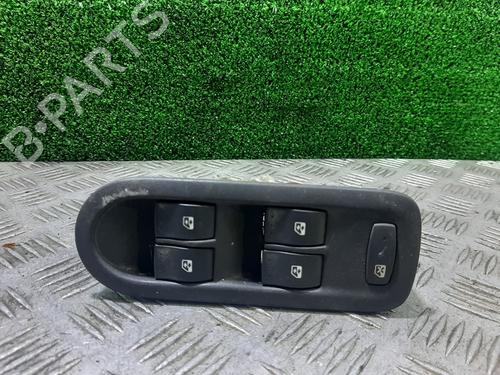 Used Left front window switch RENAULT MEGANE II (BM0/1_, CM0/1_) [2001-2012]  21726803
