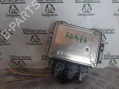Calculateur moteur (ecu) PEUGEOT 206 Hatchback (2A/C) [1998-2012]  13574953