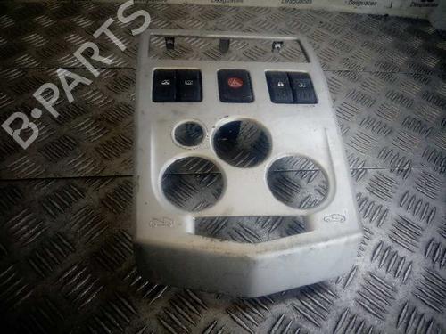 Used Left front window switch DACIA LOGAN MCV (KS_) 1.6 16V (KS0L, KS0M, KS0P, KS1S) (105 hp) 5610368