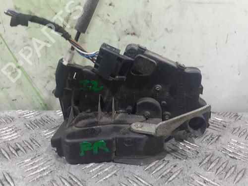 Used Front left lock BMW 3 (E46) 320 d (136 hp) 11328878