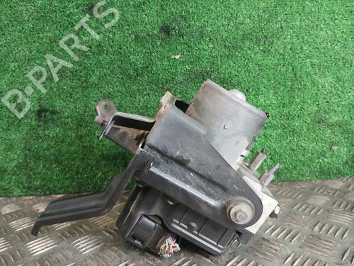 Used ABS pump ABS pump TOYOTA AVENSIS (_T25_) 2.2 D-4D (ADT251_, ADT251R) (150 hp) 33556652 33556652