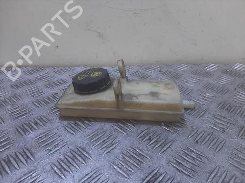 Used Power steering reservoir Power steering reservoir FORD FOCUS C-MAX (DM2) [2003-2007] 35995826 35995826