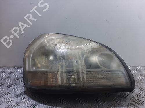 Used Right headlight HYUNDAI TUCSON (JM) 2.0 CRDi (140 hp) 32000868