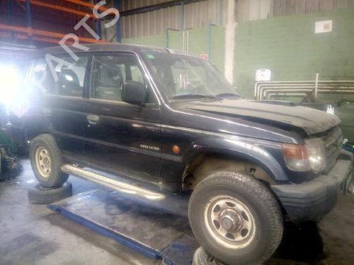 Vergrendeling rechts achter MITSUBISHI GALLOPER (JK-01) 2.5 TD intercooler | BP4965440C99