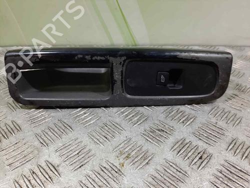 Used Right front window switch VOLVO S40 II (544) 2.4 (140 hp) 6911380