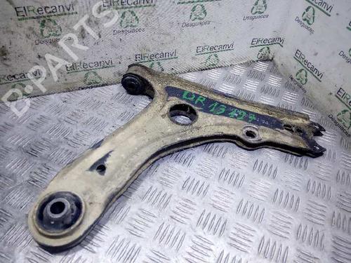 Used Right front suspension arm Right front suspension arm LANCIA Y (840_) 1.2 (840AA, 840AF1A) (60 hp) 4527061 4527061