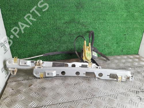 Lève-vitre avant droit RENAULT MEGANE II (BM0/1_, CM0/1_) 1.6 16V (BM0C, CM0C) (113 hp) 24204925
