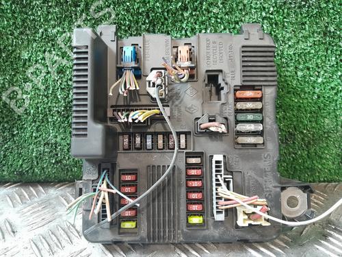 fuse-box-renault-scenic-ii-jm01_-2003-2004-2005-2006-2007-2008-2009-2010-37694074 main image