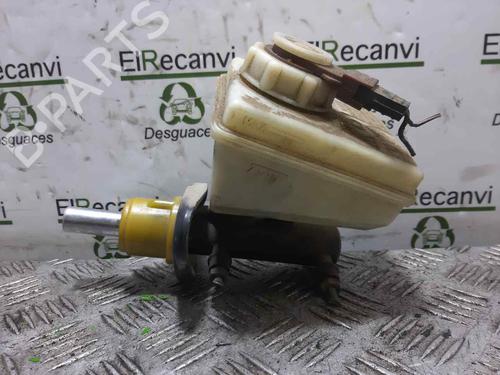 Used Brake master cylinder LAND ROVER DISCOVERY I (LJ) [1989-1998]  12452657