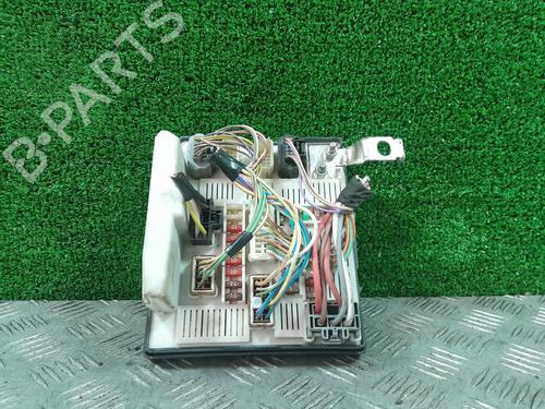 Used Fuse box RENAULT MEGANE II (BM0/1_, CM0/1_) [2001-2012]  21536439