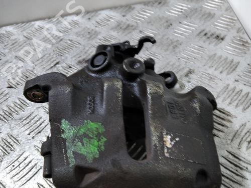 Venstre bremsekaliber foran CITROËN C5 I (DC_) 2.0 HDi (DCRHZB, DCRHZE) (109 hp) 29606418