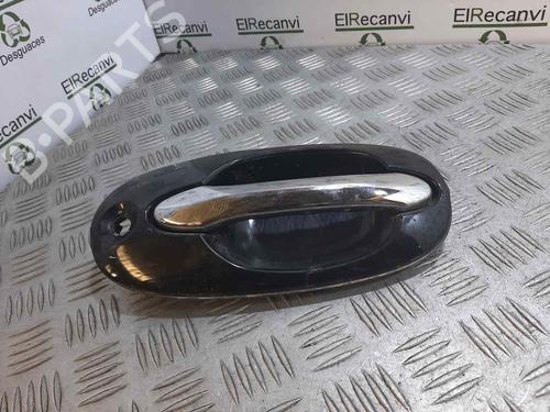 front-right-exterior-door-handle-kia-carnival-ii-gq-29-crdi-k53a58410-negro-1999-2000-2001-2002-2003-2004-2005-2006-2007-7625394 main image