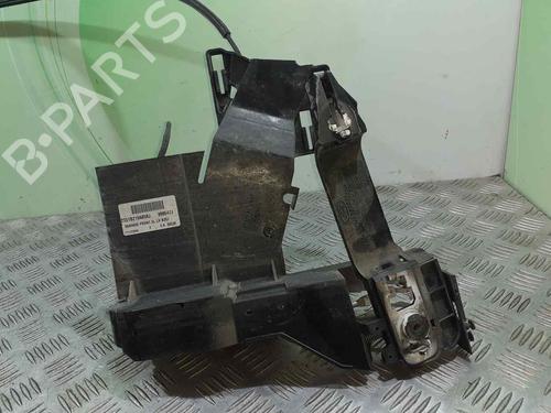 Used Front left lock FORD FIESTA V (JH_, JD_) ST150 (150 hp) 7663952