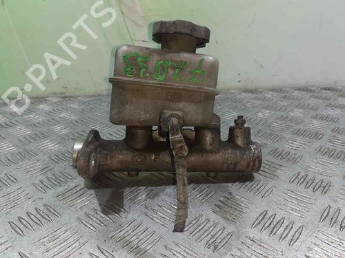 Used Brake master cylinder HYUNDAI SANTA FÉ I (SM) 2.0 CRDi (113 hp) 8531598