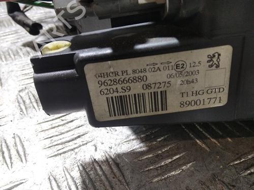 Faro izquierdo PEUGEOT 206 Hatchback (2A/C) 1.4 HDi eco 70 | BP30599148C28