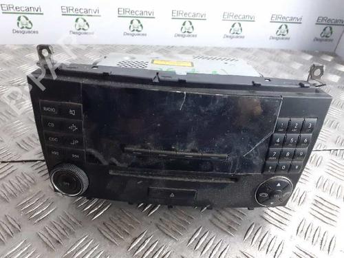Used Radio MERCEDES-BENZ C-CLASS (W203) C 180 Kompressor (203.046) (143 hp) 5866118
