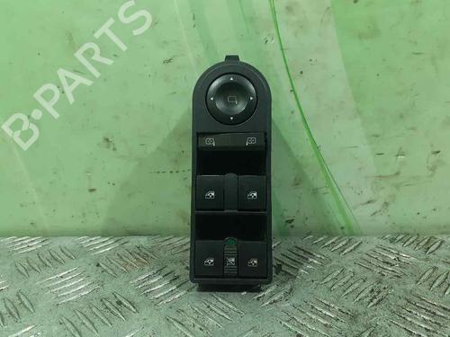 Used Left front window switch OPEL ZAFIRA / ZAFIRA FAMILY B (A05) [2005-2019]  10551581