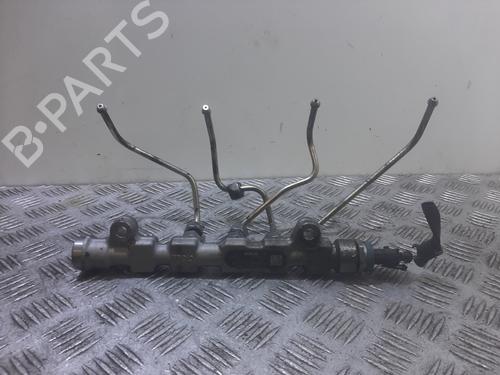 Used Injection rail Injection rail RENAULT MASTER II Van (FD) 2.5 dCi 100 (FD0U, FD0V, FD3U, FD3V, FD8U, FD8V) (99 hp) 34208629 34208629