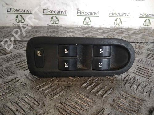 Used Left front window switch RENAULT MEGANE II (BM0/1_, CM0/1_) 1.9 dCi (BM0G, CM0G) (120 hp) 16413713