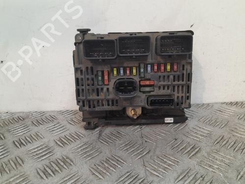 Used Fuse box Fuse box PEUGEOT 407 (6D_) 2.0 (6DRFNB, 6DRFNE) (136 hp) 34436487 34436487
