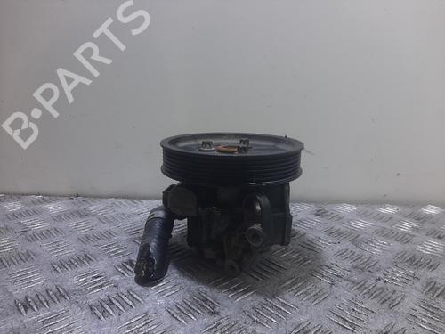 Used Steering pump Steering pump MERCEDES-BENZ C-CLASS (W203) C 270 CDI (203.016) (170 hp) 30043828 30043828
