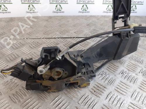 Høyre foran lås FORD FOCUS I (DAW, DBW) 1.8 Turbo DI / TDDi (90 hp) 5941559