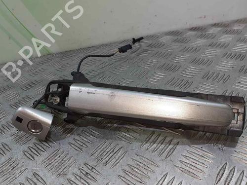 Maneta exterior delantera izquierda MERCEDES-BENZ CLK (C208) CLK 230 Kompressor (208.347) (193 hp) 7559343