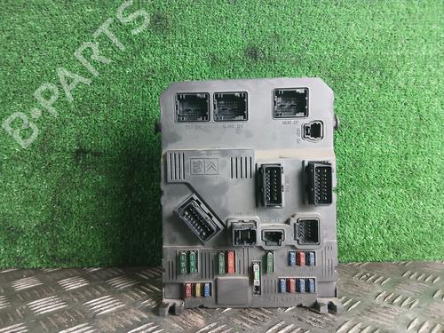 Used Fuse box Fuse box PEUGEOT 206 Hatchback (2A/C) 1.4 HDi eco 70 (68 hp) 32483770 32483770