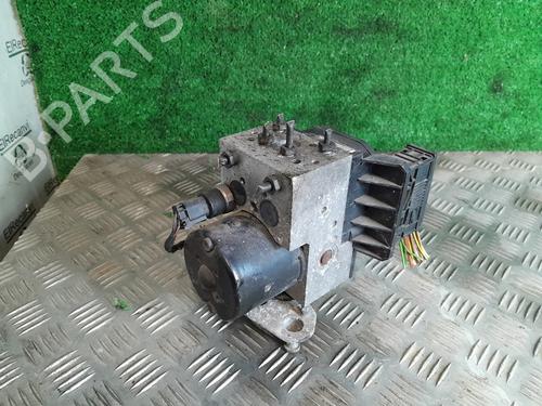Used ABS pump MERCEDES-BENZ E-CLASS T-Model (S210) [1996-2003]  27318817